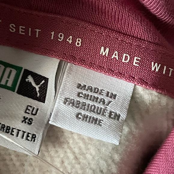 NWT- Puma Classics 70s Printed Fleece Hoodie for Women, fleece lined, size XS - Picture 11 of 12